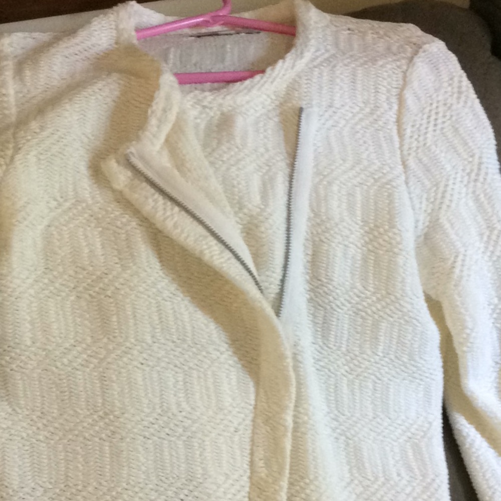 White jacket - Picture 5 of 5